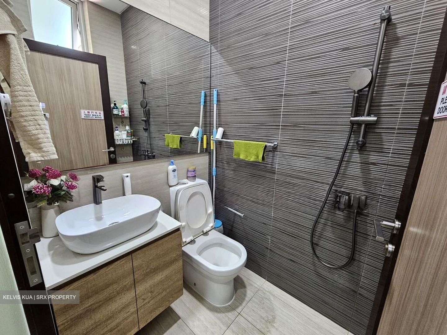 West Coast Drive (D5), Terrace #515585691